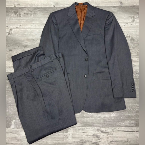 Joseph Jos A Bank Solid Grey Suit 41R